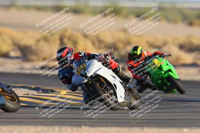 media/Nov-17-2024-CVMA (Sun) [[1fec520723]]/Race 17-Amateur Supersport Middleweight/